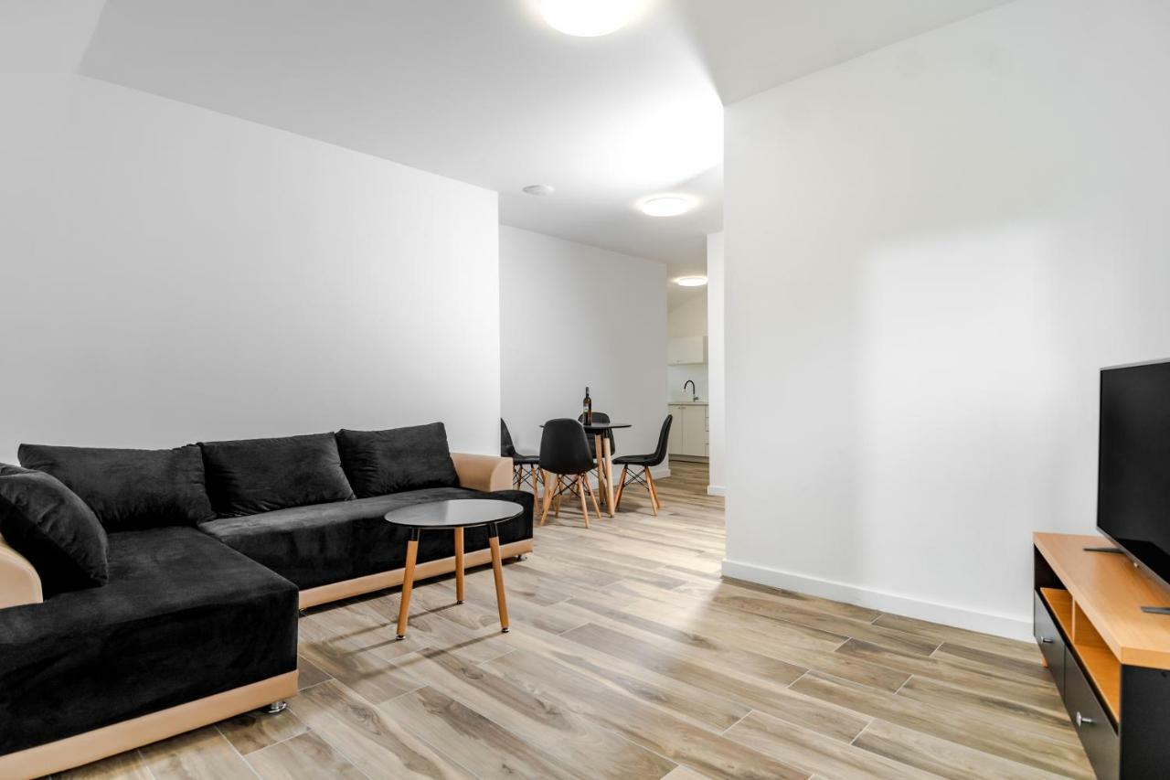 Apartments Mijo Dugi Rat Zewnętrze zdjęcie