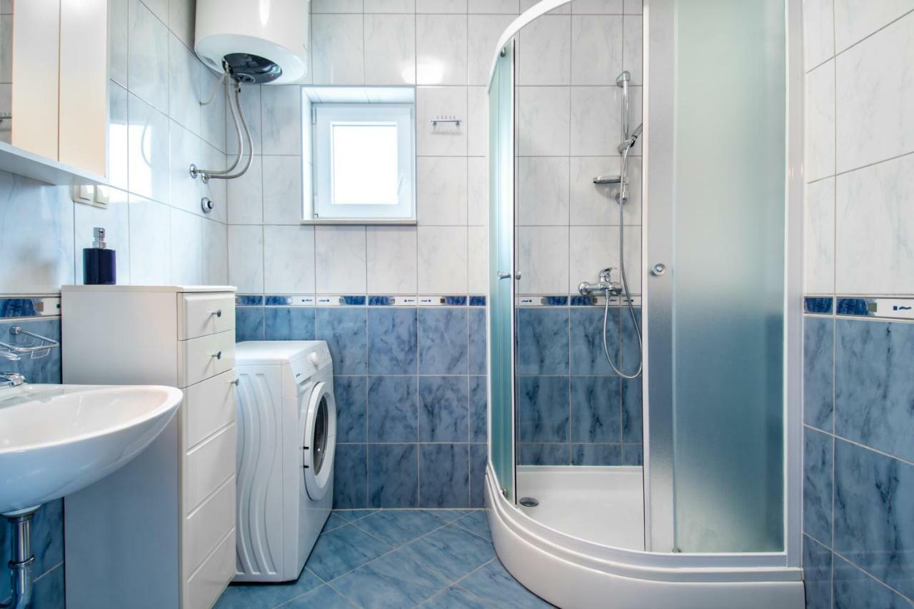 Apartments Mijo Dugi Rat Zewnętrze zdjęcie