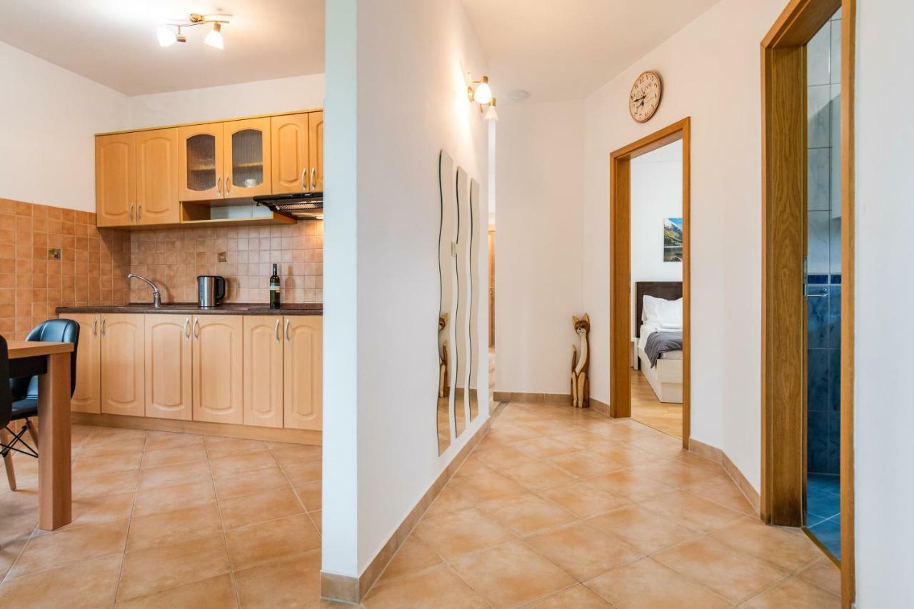 Apartments Mijo Dugi Rat Zewnętrze zdjęcie