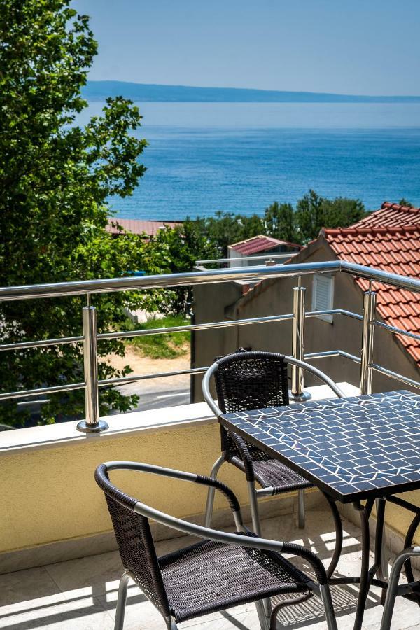 Apartments Mijo Dugi Rat Zewnętrze zdjęcie
